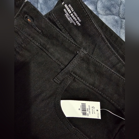 High Rise Bootcut Jeans - Picture 4 of 4